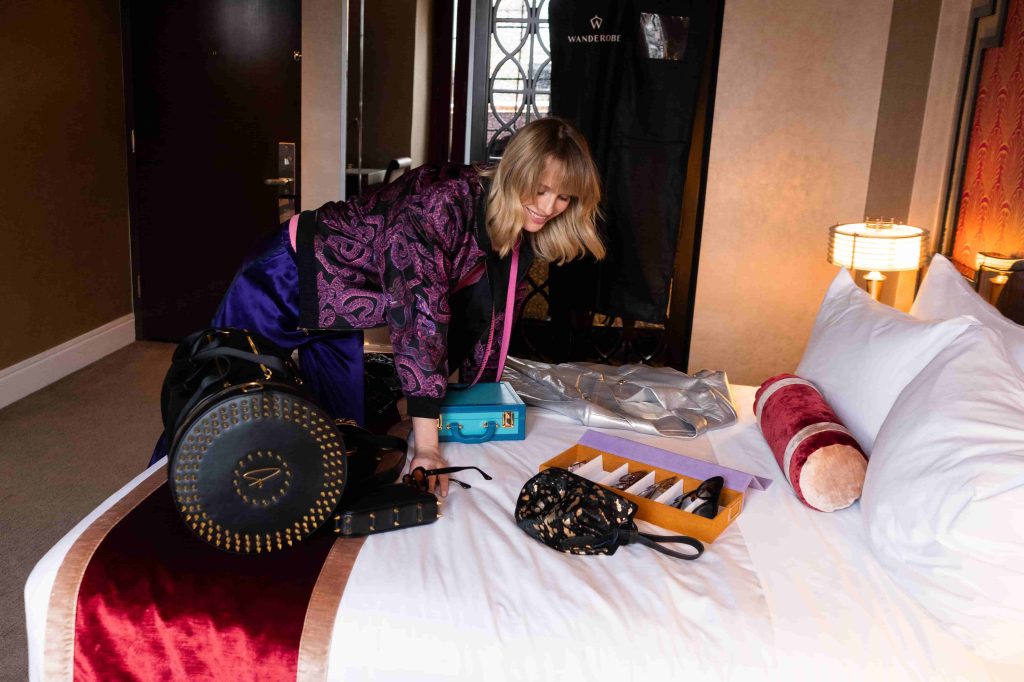 Hotel Wardrobe Delivery