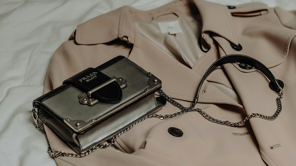 hotel fashion delivery